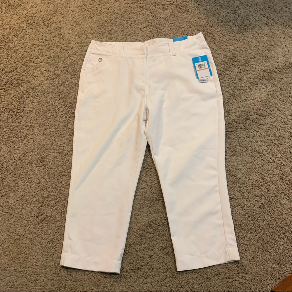 NWT PGA Tour White Capris Golf Pants